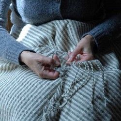 Manta con Flecos para cama 90